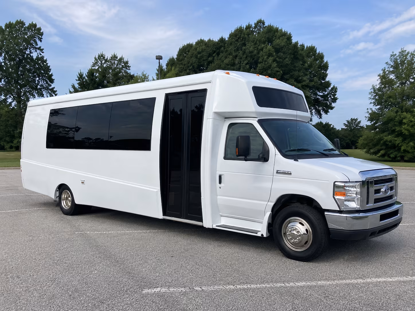 Kissimmee Homecoming & Prom Party Bus Rentals